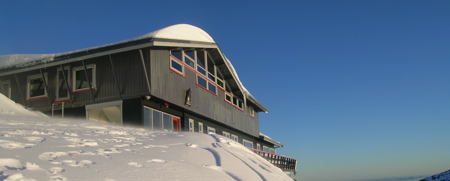 Summit Skiers Lodge in snow
